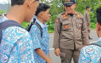 Keluyuran di Bukit Peti-Peti, 6 Siswa SMA Ditegur Satpol PP