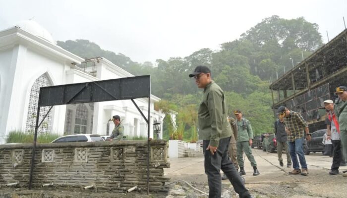 Utamakan Keselamatan Masyarakat: Sekdaprov Tegaskan Penataan Lembah Anai Harga Mati