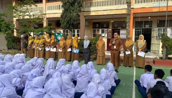 Deteksi Dini Persoalan Psikologis Anak, Pelajar SMPN 5 Padang Panjang Jalani Screening Kesehatan Mental 