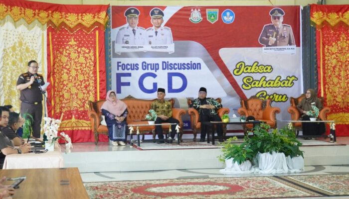 Jaksa Sahabat Guru Hadir di Padang Panjang, Kajari: Anggaran Pendidikan Harus Tepat, Akuntabel, Bebas Praktik Melanggar Hukum