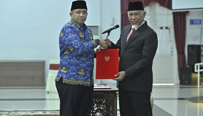 Gubernur Lantik Andree Harmadi Algamar Sebagai Kepala Biro Umum Setdaprov Sumbar