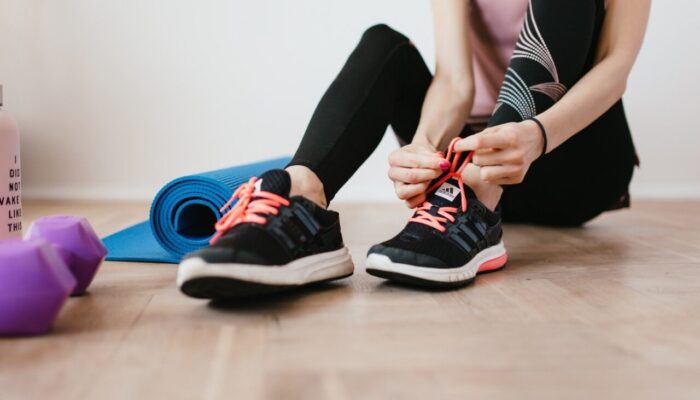 Macam Olahraga untuk Skoliosis yang Bantu Kelola Rasa Sakit