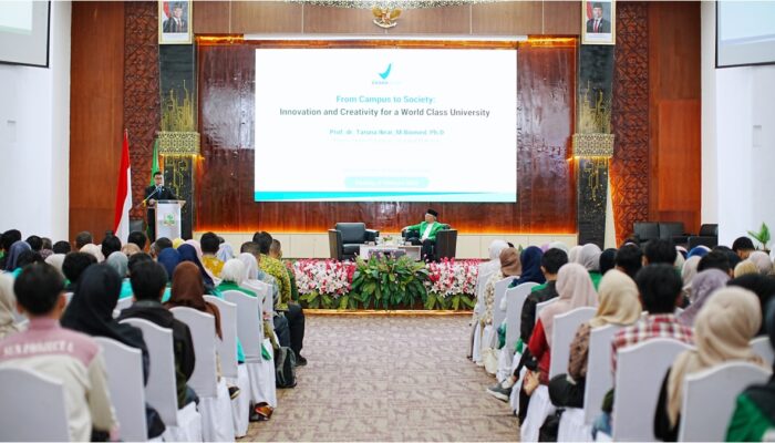 Kuliah Inspirasi Unand Bersama Kepala BPOM RI  Dorong Inovasi Kampus Berdampak ke Masyarakat