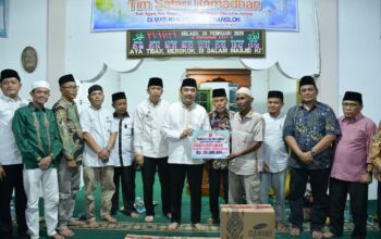 Ramadhan Berselimut Duka, Wabup Agam Ajak Warga Tanjung Mutiara Bangkit Bersama